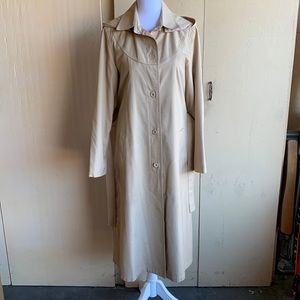 London Fog Sz 6 Vintage Tan Trench Coat